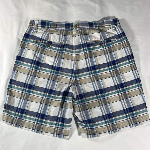 Croft & Barrow mens multicolor plaid flat front 9" Bermuda shorts - size 34 - Picture 3 of 9